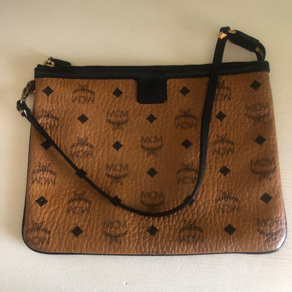 MCM Authentic Zip Pouch Viesto Wristlet In Cognac - Picture 11 of 13